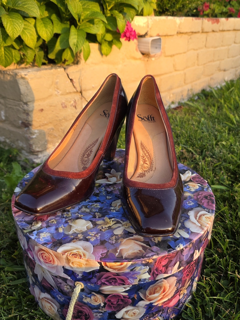 Söfft Burgundy Patent Leather Pumps